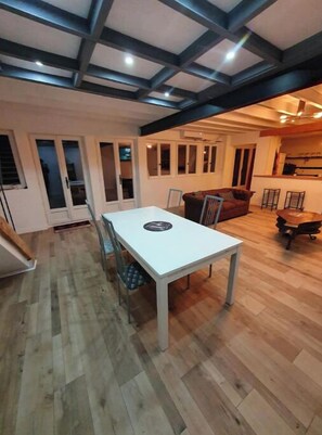 Interior - Country house (Amponville)