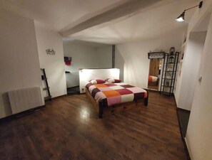 2 chambres, Wi-Fi gratuit, draps fournis