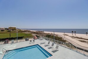 Pool - Brand New! Life's At Ease With An Ocean Breeze! Introductory Pricing! (Biloxi)