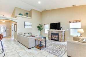House (4 Bedrooms) | Interior