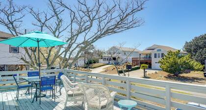 1 Mi to Avalon Pier: Charming Coastal Cottage!