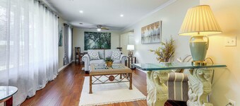 2 Mi to Airport: College Park Home w/ Grill!