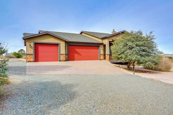 House (4 Bedrooms) | Interior - Winter Haven w/ Mtn Views in Prescott Valley (Prescott Valley)