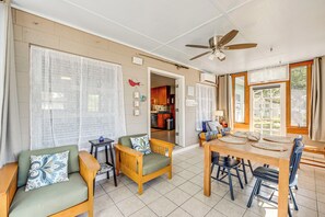 Cottage (2 Bedrooms) | Intérieur