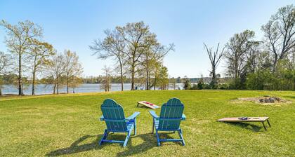 Boat & Swim: Lakefront Toledo Bend Retreat!