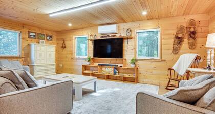 Hiking & Snowmobile Trails On-site: Alton Retreat!