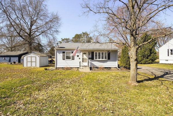 House (2 Bedrooms) | Front of property