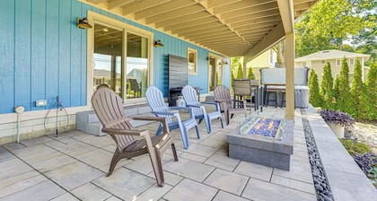 Steps to Clark Lake: Cozy Apartment w/ Hot Tub