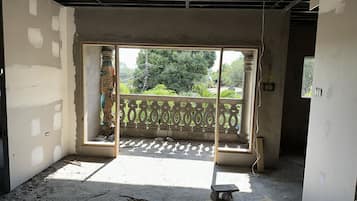 House, 3 Bedrooms, Smoking, Patio | Interior