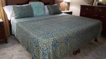 Shared Dormitory, 3 Bedrooms, Accessible, Smoking