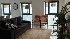 Apartment, 2 Bedrooms, Accessible, Private Pool | Living room | Books - Apartment 100 m ² 2 Bedrooms Algarve Sweet Home (Silves)