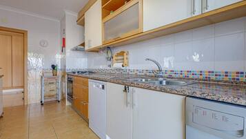 Apartment, 2 Bedrooms, Accessible, Private Pool | Interior