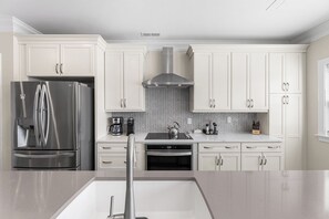 Microwave, dishwasher, coffee/tea maker