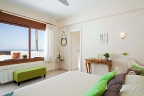 4 bedrooms, iron/ironing board, travel cot, WiFi - Artemis Spacious Luxury Villa with XL Private Pool (Hersonissos)