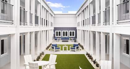 stayAPT Suites Fort Worth-Fossil Creek
