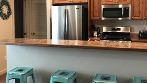 茶具/咖啡用具、冰箱、微波炉、烤箱