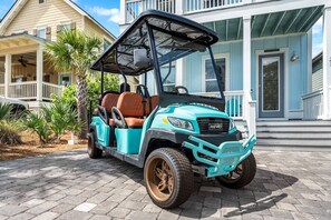 Exterior - 0.3 Miles From the Beach! Golf Cart! 3 Adult Bikes! (Santa Rosa Beach)