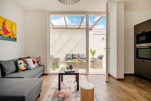 Smart TV - Seafront Apartment with Breathtaking Views in Monopoli (Monopoli)