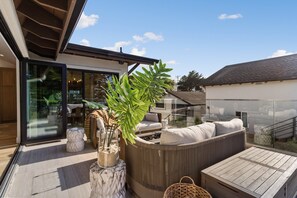 House, 4 Bedrooms | Terrace/patio