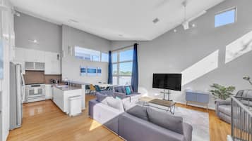 Townhome, 3 Bedrooms | Living area | Smart TV