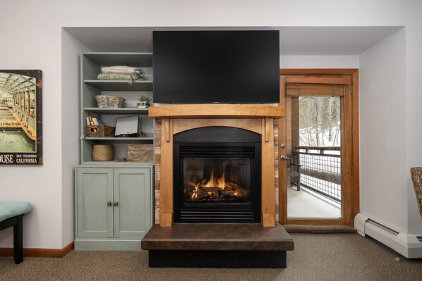 Condo, 1 Bedroom | Interior