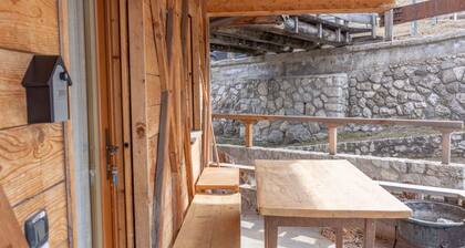 Casa Col, near the ski slopes with view of the Dolomites