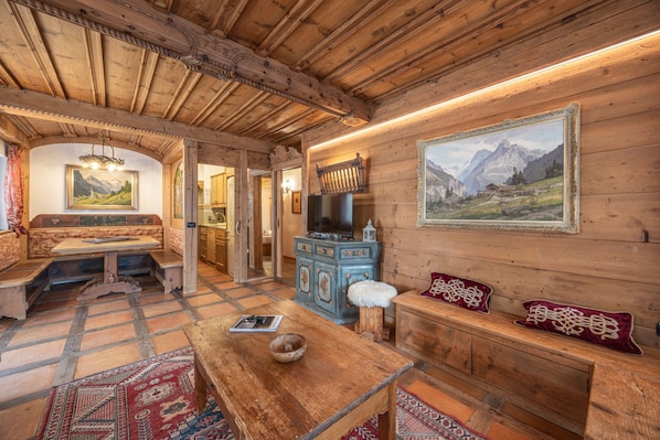 Interior - Casa Col, near the ski slopes with view of the Dolomites (Cortina d´Ampezzo)