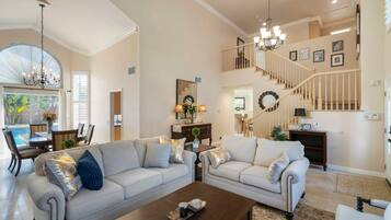 House (4 Bedrooms) | Living area | 43-inch flat-screen TV with cable channels