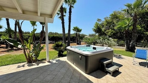 Terrace/patio - Villa Malaspina - Hot Tub, 3 Bedrooms, Sleeps 6 (Alliste)