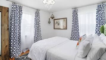 1 habitación, escritorio, tabla de planchar con plancha y wifi gratis