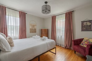 1 bedroom, desk, iron/ironing board, free WiFi - Minutes from OSU Stadium | Walkable | Quiet Area (Columbus)