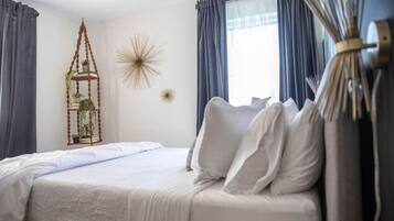 1 bedroom, desk, iron/ironing board, free WiFi