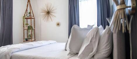 1 bedroom, desk, iron/ironing board, free WiFi