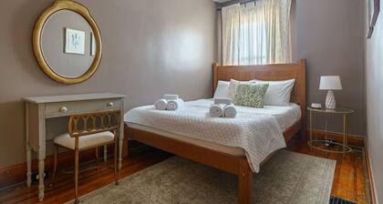 Walkable to Cafes | Fenced in Patio | King Bed
