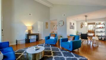 House (4 Bedrooms) | Living area | Fireplace, foosball