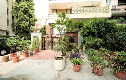3 Bedroom Apartment, Defence Colony, New Delhi