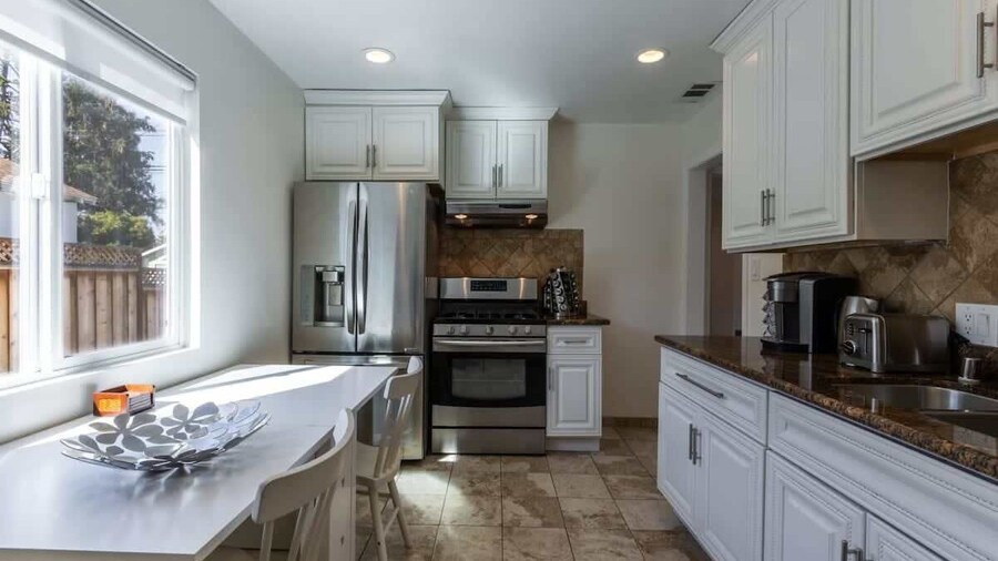 @ Marbella Lane - Convenient Home in Sunnyvale