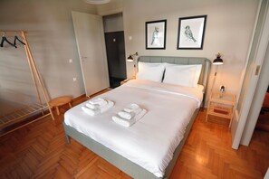 Appartement, balcon | 2 chambres, fer et planche à repasser, lits bébé (gratuits)