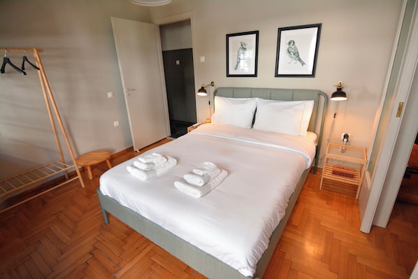 Apartment, Balcony | 2 bedrooms, iron/ironing board, free cribs/infant beds, free WiFi