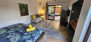 Una cassaforte in camera, una scrivania, ferro/asse da stiro, Wi-Fi