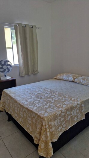 2 bedrooms, iron/ironing board, WiFi, bed sheets - Apartment Itacimirim 03 (Monte Gordo)