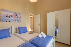 Apartment, Smoking | 23 bedrooms