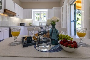 Apartment, Smoking | 23 bedrooms