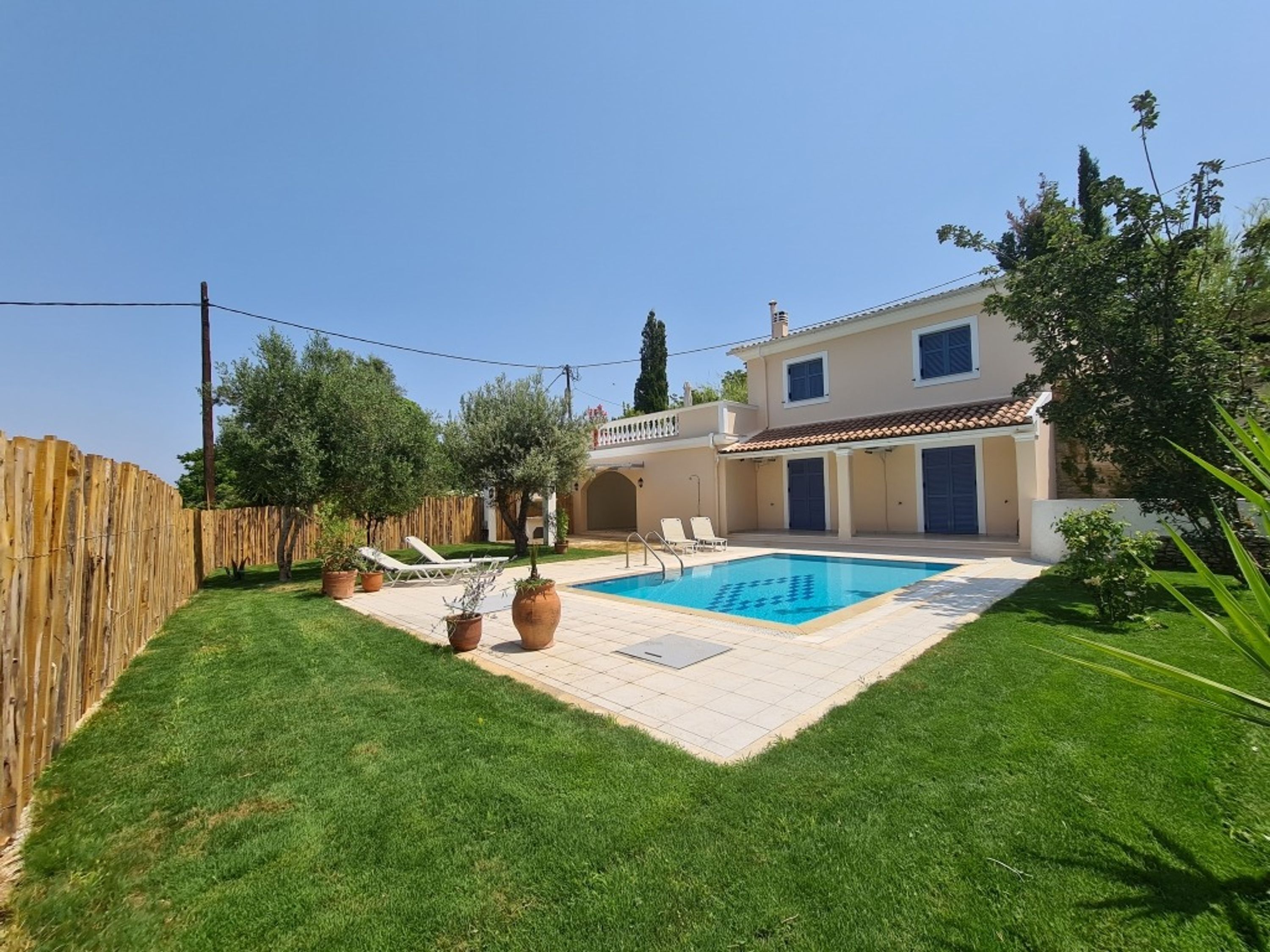 Villa, Smoking | 23 bedrooms