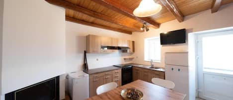 House, Smoking | 23 bedrooms