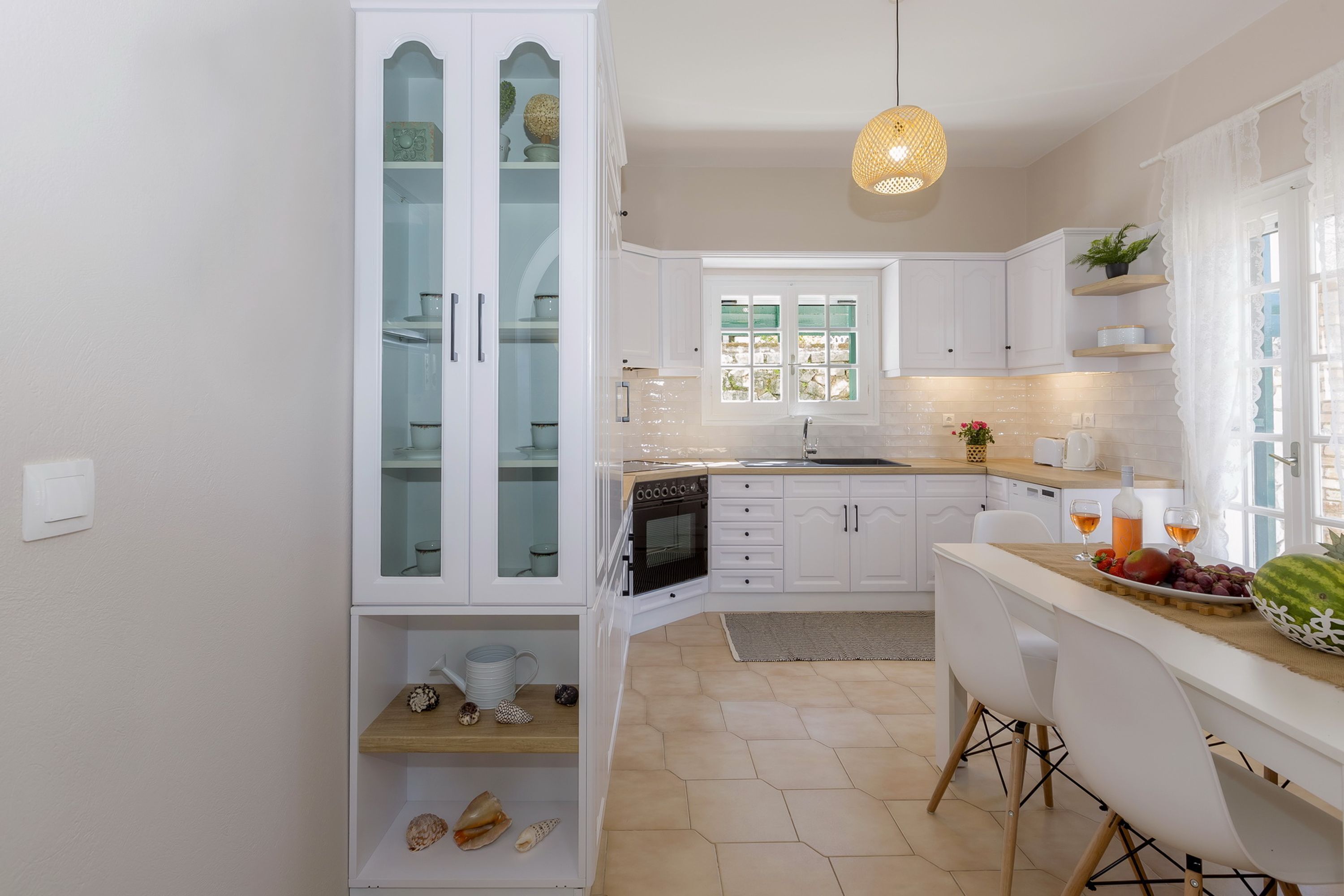 公寓, 吸煙房 | 23 間睡房