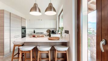 Vila | 5 kamar tidur, seprai premium, dan selimut bulu angsa