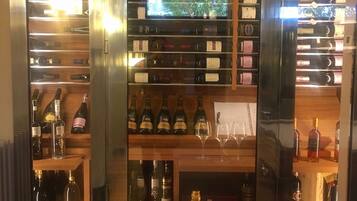 Bar (in der Unterkunft)