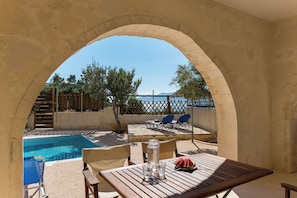 Terrace/patio - Crete Essence Villas – Lagkada (Sitia)