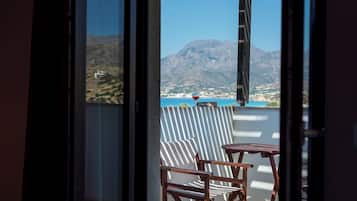 Villa, 3 Bedrooms, Sea View | Terrace/patio